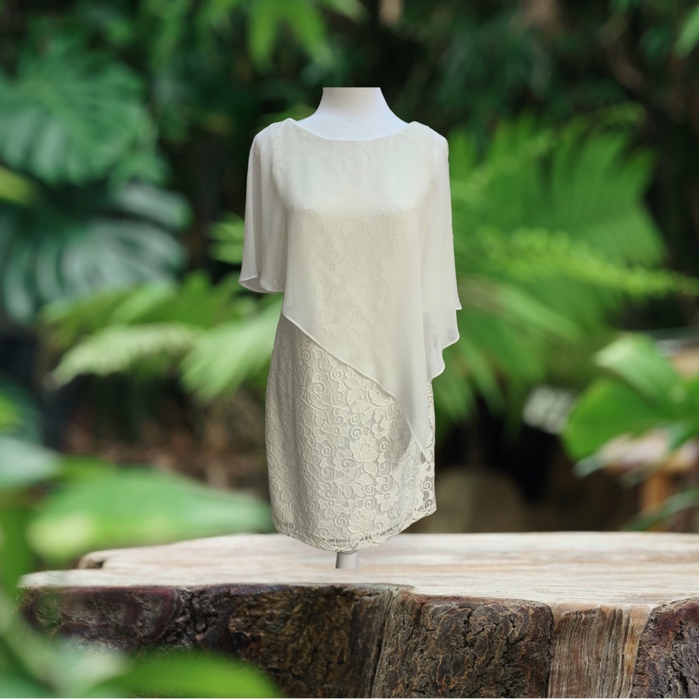 Scarlett white lace sleeveless dress w/attached sheer white chiffon cape.  NWOT. - Picture 2 of 12